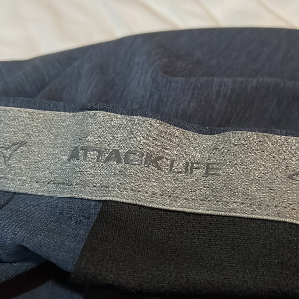 Attack Life - Picture 2 of 3
